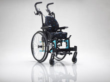 Заредете изображение в инструмента за преглед на галерията, Invacare action 3 младши деца инвалидна количка
