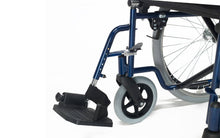 Load image into Gallery viewer, Breezy 90 Standard Wheelchair
